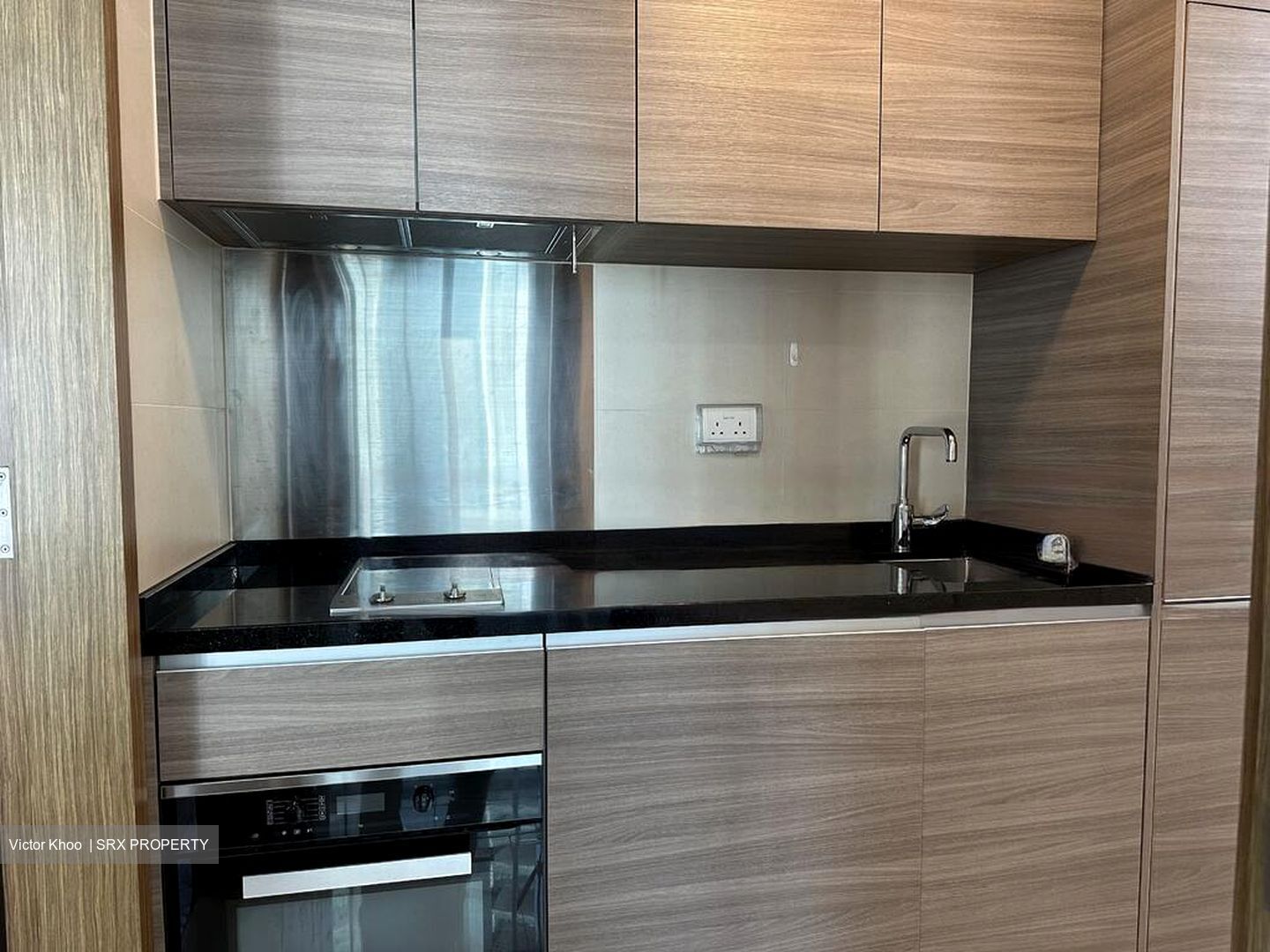 8 Saint Thomas (D9), Condominium #452893931